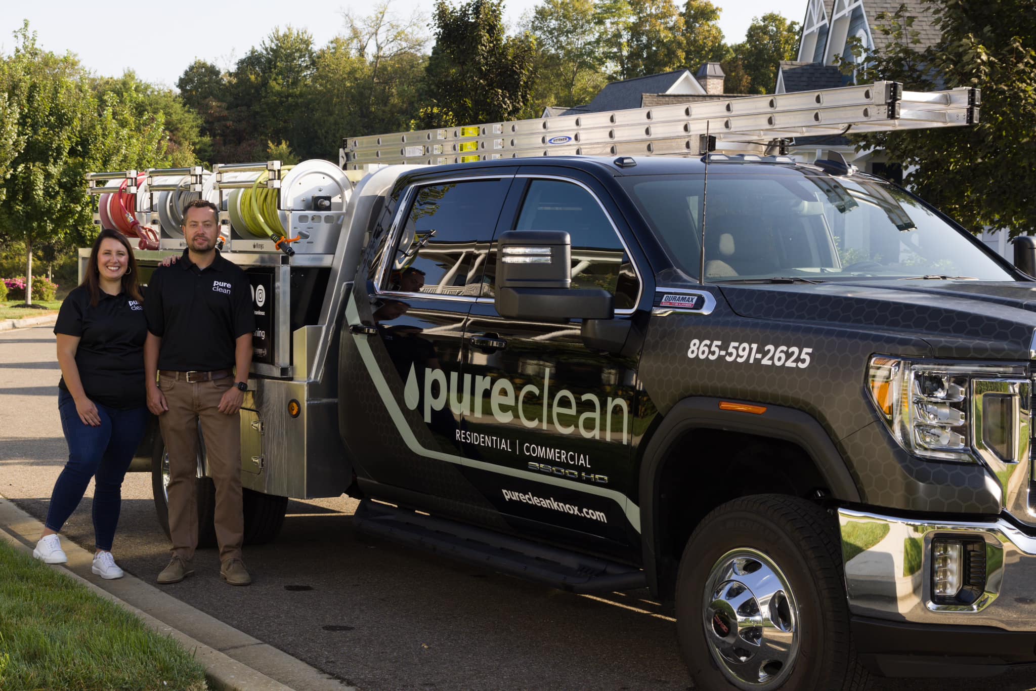 image of pure clean knoxville truck and brittany and lance ford